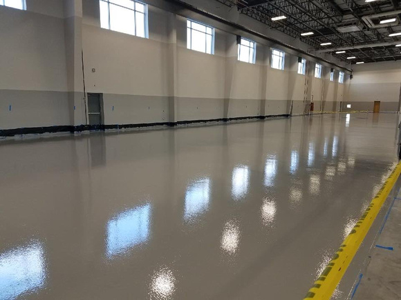Elite Crete South An E100-PESD™ Electrostatic Dissipative Epoxy Floor was installed in this facility due to its ability to dissipate a 5000 V charge in 0.01 seconds 4