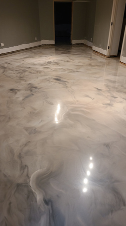 HOP using REFLECTOR™ Enhancer Pearl with titanium highlights by Wall’s Floor Coatings 4