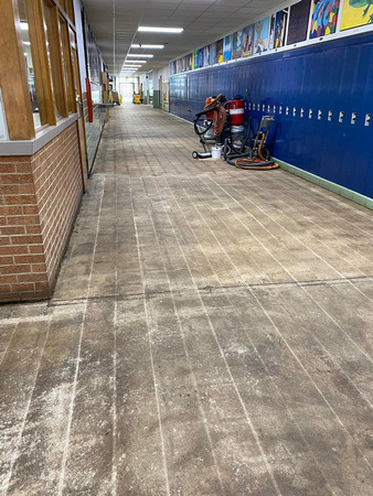 HERMETIC™ Flake installed at Montgomery County High School (Missouri) by Extreme Floor Coatings, LLC 12