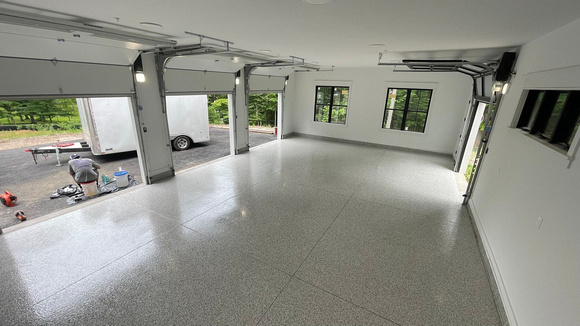 GP 3-car garage HERMETIC™ Flake by DCE Flooring LLC 10