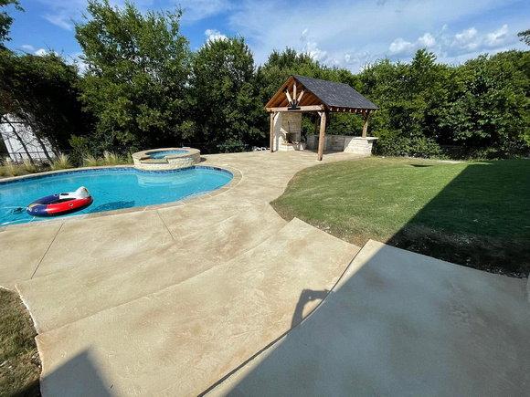 Patio and pool deck THIN-FINISH™ by TexCoat Decorative Concrete 3