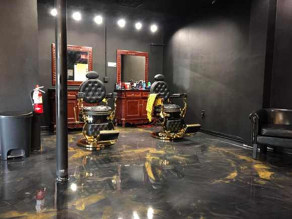 Barbershop gunmetal and cairo reflector with aus-hd by Bay Area Epoxy - 1