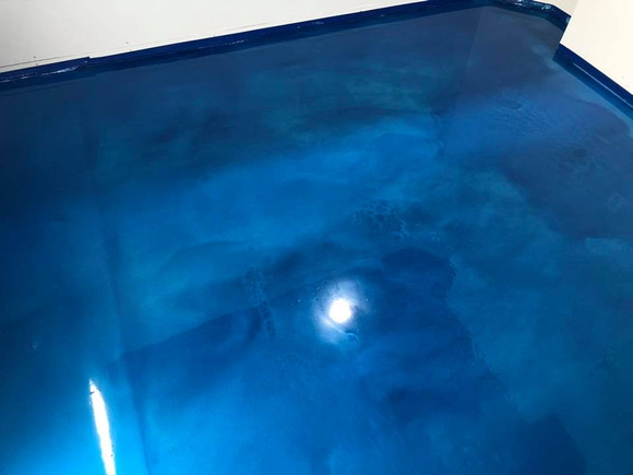 The Reef tanning salon ECS blue over custom teal base reflector by Titan Coatings @titancoatingsutah - 2