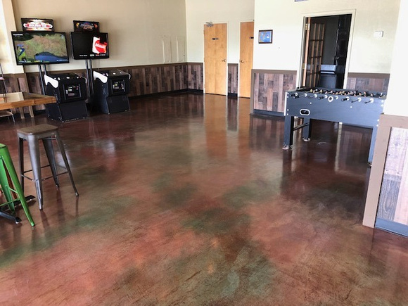 Lockside Bar & Grill in Chesapeake, VA thin-finish micro-finish with hydra-stone by Distinguished Designs Decorative Concrete Coatings and Epoxy Floors @ddconcrete.net - 3