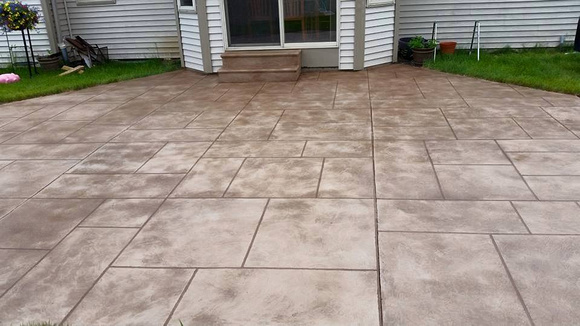 Ashlar slate patio by Dornbrook Concrete Solutions - 1