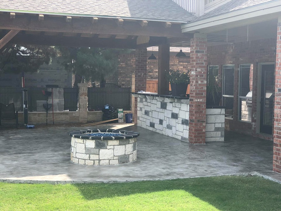 Patio with light gray and charcoal highlights by R&S Elite Crete Flooring Systems @RSEliteCreteFlooringSystems - 12