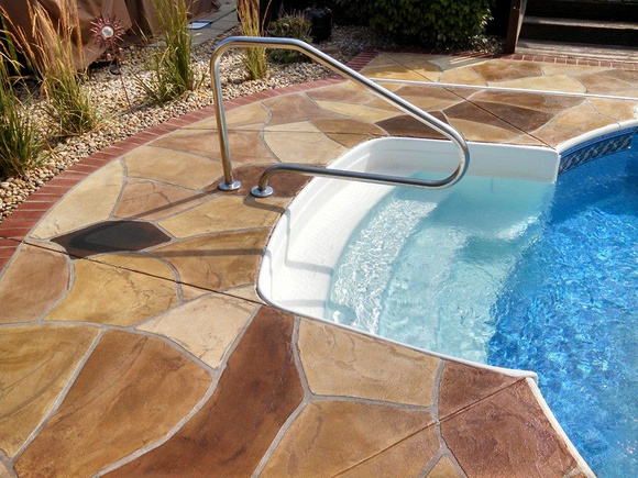 Pool flagstone by Focal Point Finishes @focalpointfinishes - 7