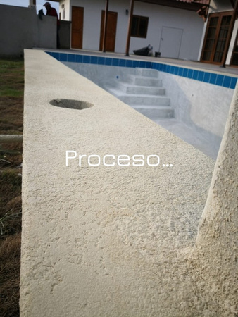 Pool thin-finish by the arq. Leticia Pitty Lopez and his team in Panama - 7