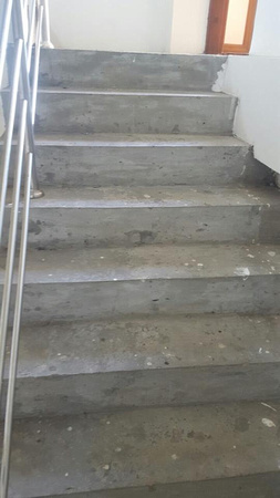Splatter texture stairs - 3