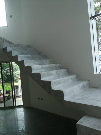 Stairs micro-finish by 3H Soluciones Constructivas - 7