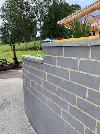 Retaining wall thin-finish red brick in Clonmel Ireland by IP home& garden - 10