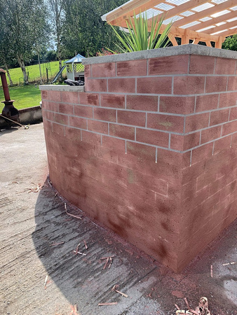 Retaining wall thin-finish red brick in Clonmel Ireland by IP home& garden - 7