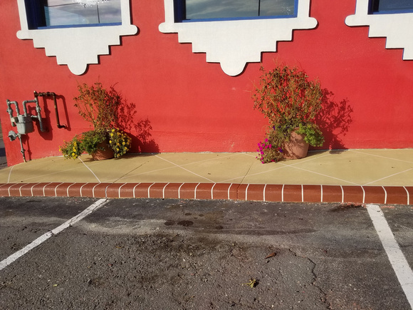 Sidewalk at La Hacienda Hot Springs AR @laha88 thin-finish with brick border by E&B Diamond Crete inc. @decorative.concrete.ar - 5