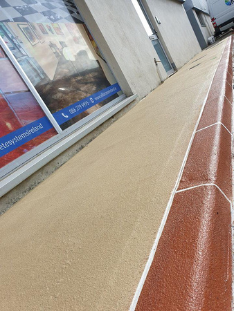 Walkway outside ECS Ireland splatter texture thin-finish - 1
