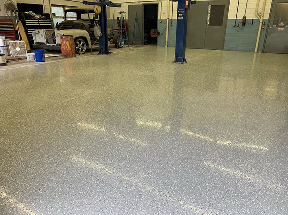 IG-610autoworks service bays flake by Reconstructed Surfaces IG-reconstructedsurfaces - 4