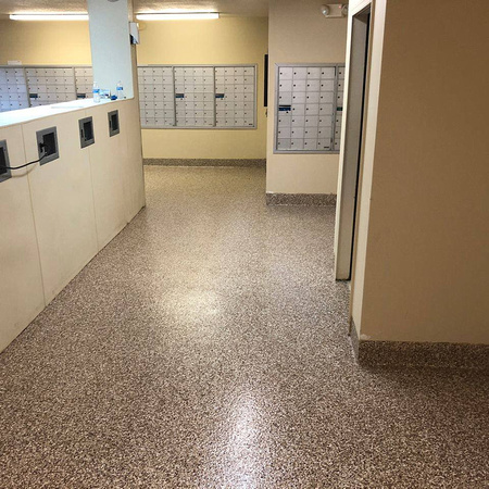 #17 Laundromat flake by Rock Solid Resurfacing and Removal - 2