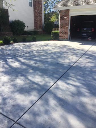 #51 Driveway and walkway in St. Charles, MO thin-finish and pcc chocolate by Orf Concrete Coatings and Designs LLC - 4