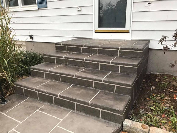 Stairs and wall thin-finish by Liquid Stone Finishes, LLC @liquidstone - 3