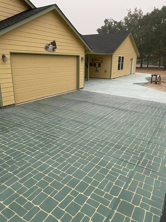 Driveway and patio in Grants Pass, OR stencil with compass by Legion Concrete LLC @concreteyourworld and JK Overlays LLC @JKOverlays - 1