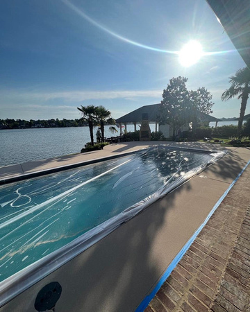 HERMETIC™ Quartz for this pool deck by Missussuppi Epoxy Floring MSE 1