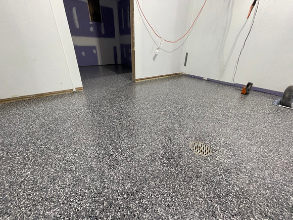 Commercial kitchen HERMETIC™ Flake by DCE Flooring LLC 6