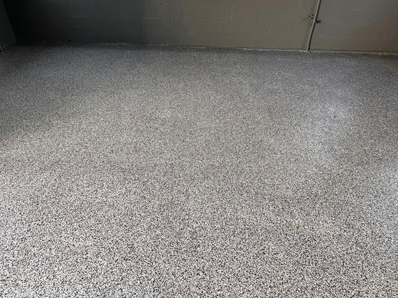 Commercial garage HERMETIC™ Flake by Greens’ Pure Coatings 4