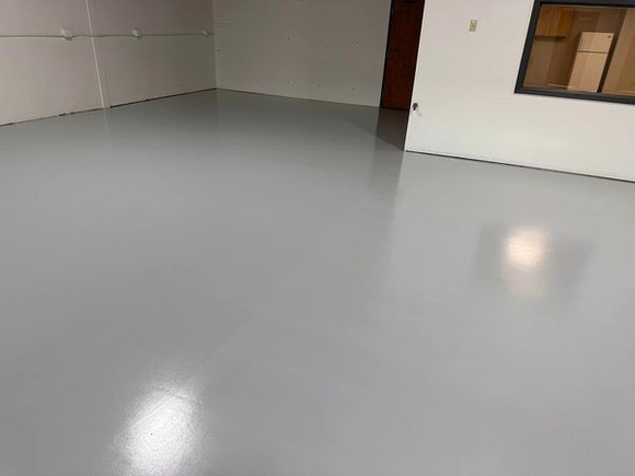 Commercial garage 2100 sqft HERMETIC™ Neat by Greens’ Pure Coatings 1