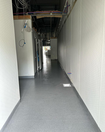 Commercial Kitchen Papa Johns HERMETIC™ Flake by Grip-Tech Floor Coatings 4