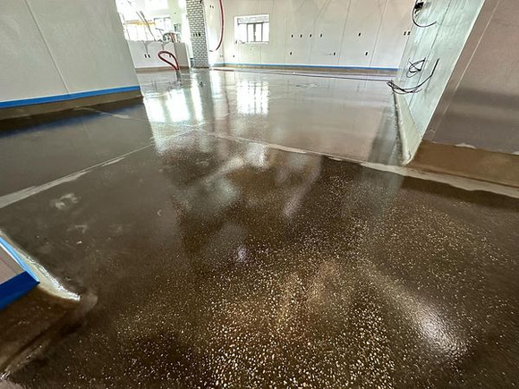 Commercial kitchen HERMETIC™ Stout by Dynamic Floor Coatings 7