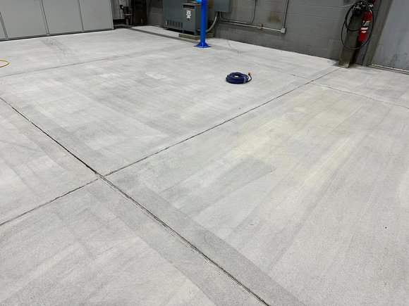 1100 sqft at Hydrotech in Mason, OH HERMETIC™ Neat by Greens’ Pure Coatings 11