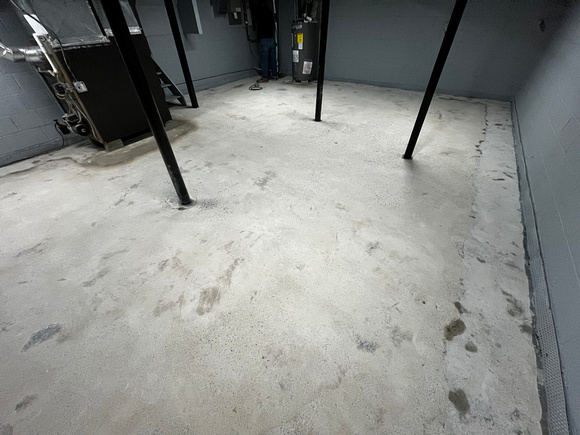 GP & basement HERMETIC™ Flake by DCE Flooring LLC 16