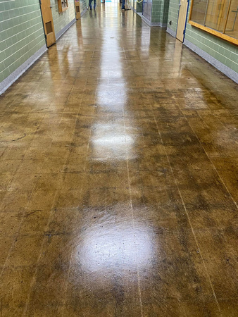 HERMETIC™ Flake installed at Montgomery County High School (Missouri) by Extreme Floor Coatings, LLC 7