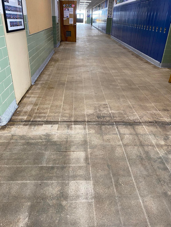 HERMETIC™ Flake installed at Montgomery County High School (Missouri) by Extreme Floor Coatings, LLC 10