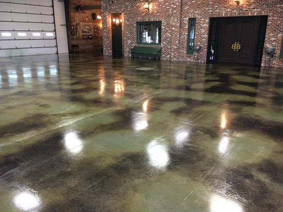 Machine shed antique black and antique green stain by Southern Illinois Ecoblast @soillecoblast - 1