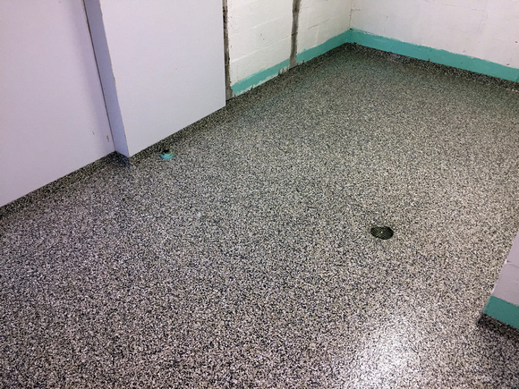 #21 Campground shower room Huntington, MA Flake by Classic Seamless Floors by Chapdelaine Inc. - 5