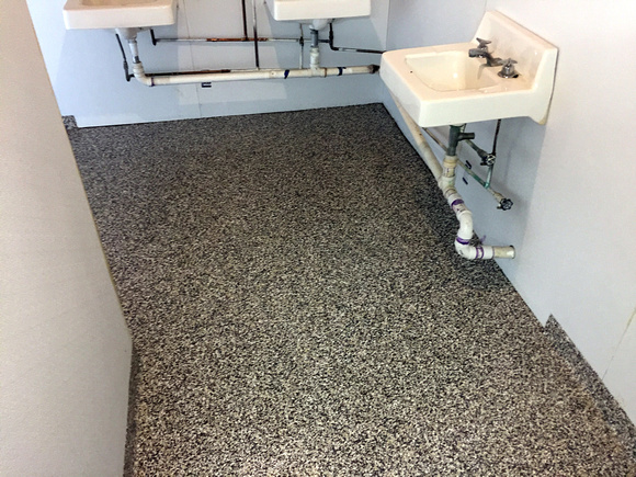 #21 Campground shower room Huntington, MA Flake by Classic Seamless Floors by Chapdelaine Inc. - 3