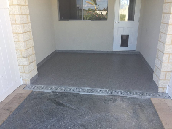 #29 Dog kennel flake by Olympus Property Coatings - 1
