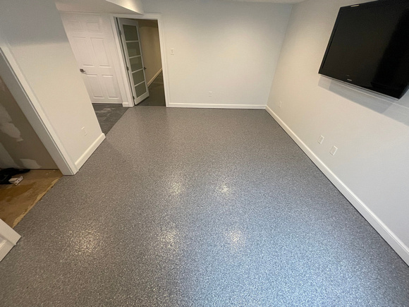 HOP combo HERMETIC™ Flake and REFLECTOR™ Enhancer by DCE Flooring LLC 8