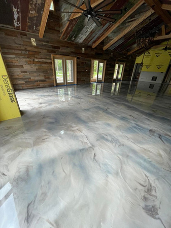 HOP REFLECTOR™ Enhancer Floor for this man cave by Liquid Perfection 3