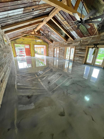 HOP REFLECTOR™ Enhancer Floor for this man cave by Liquid Perfection 9
