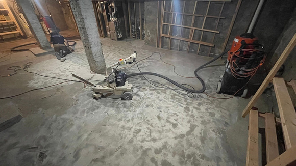 HOP Basement HERMETIC™ Flake by DCE Flooring LLC 23