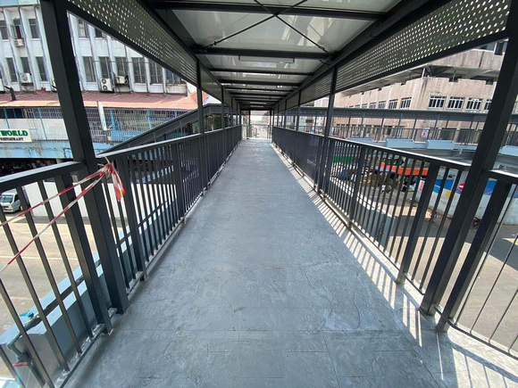 Pedestrian bridge renovation at the “Thein Gyi Market” using THIN-FINISH™ Pre-Mixed Overlay by @Elite Crete Myanmar 9