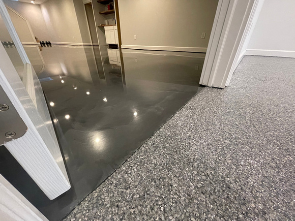 HOP combo HERMETIC™ Flake and REFLECTOR™ Enhancer by DCE Flooring LLC 7