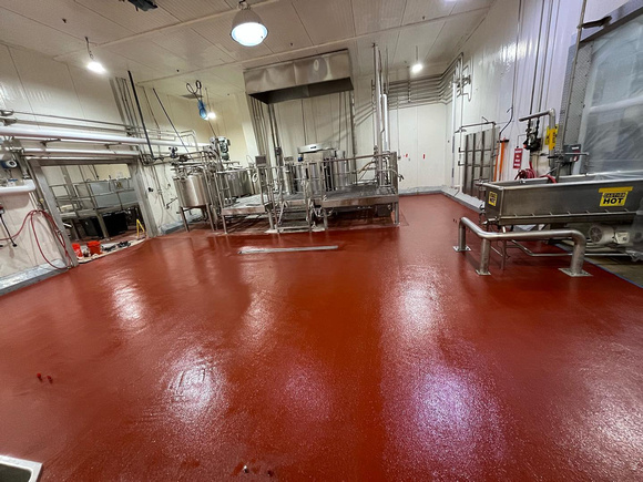 Food processing facility using a seamless 1:4’’ urethane cement floor by Superior Floor Coatings, LLC 3